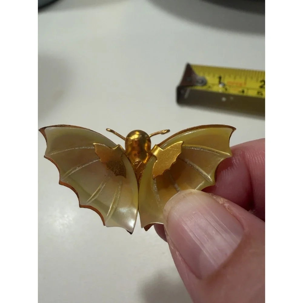 Vintage Abalone Shell Yellow Gold Tone Butterfly Brooch/Pin